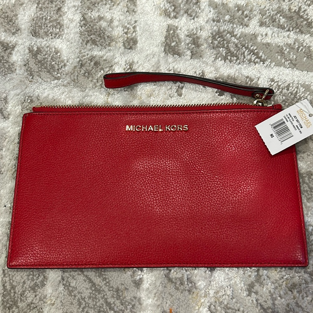 NEW MICHAEL KORS LARGE RED WRISTLET